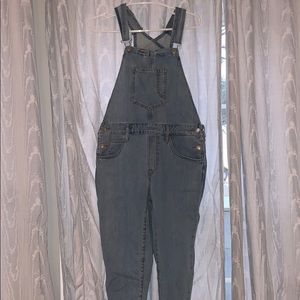 Levis brand new overalls